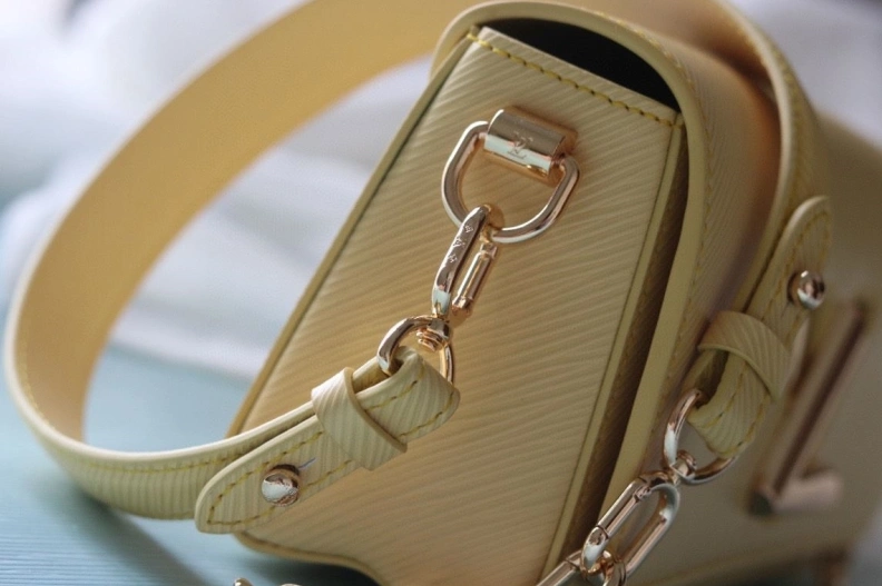 Sophisticated LX Twist Denim Bags 24060
