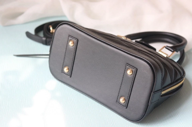 LX Top Handle Bags Sleek 24216