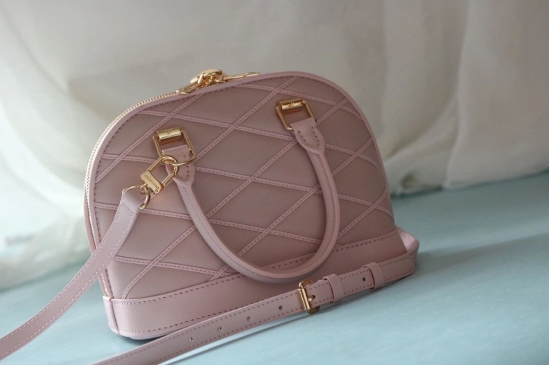 Affordable LX Top Handle Bags 24181