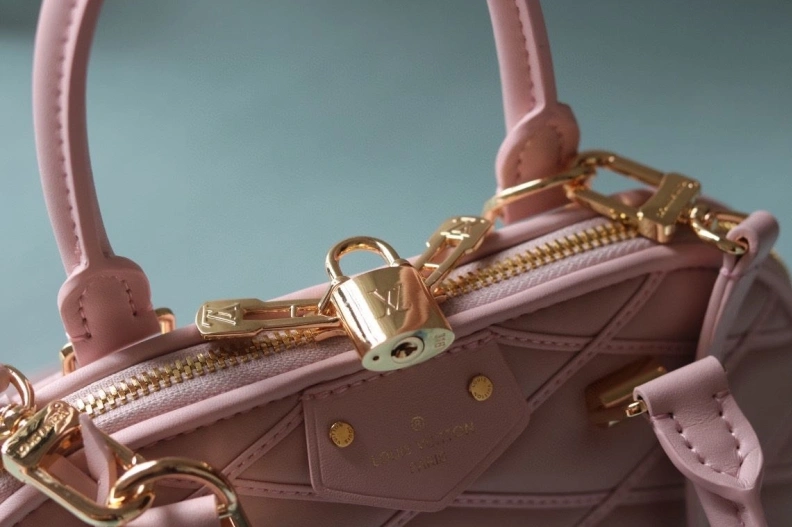 Affordable LX Top Handle Bags 24181