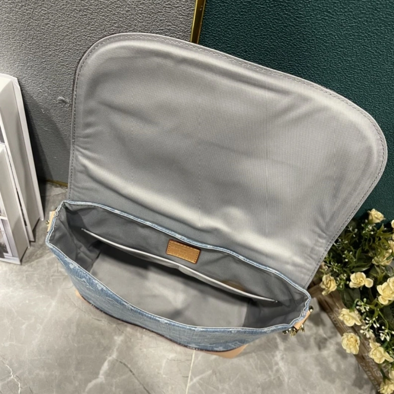Versatile LX Satchel bags 24532