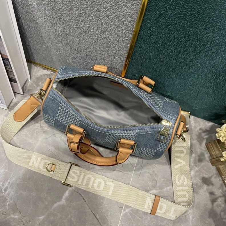 EyeCatching LX Travel Bags 24134