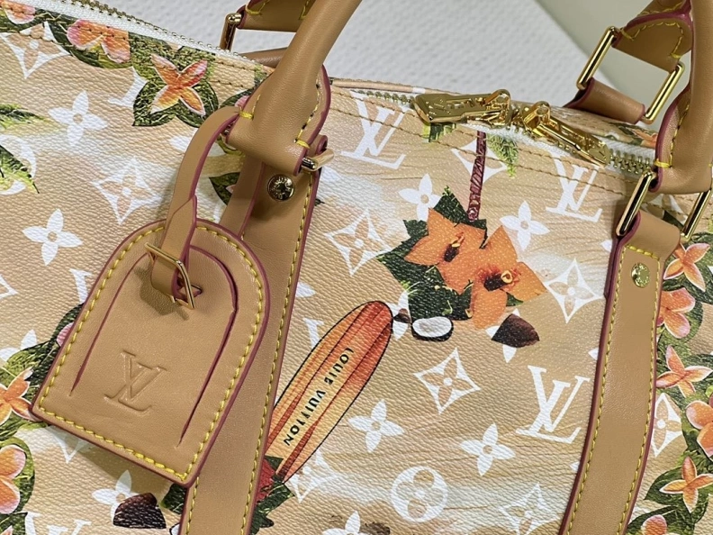 Affordable LX Travel Bags 24135