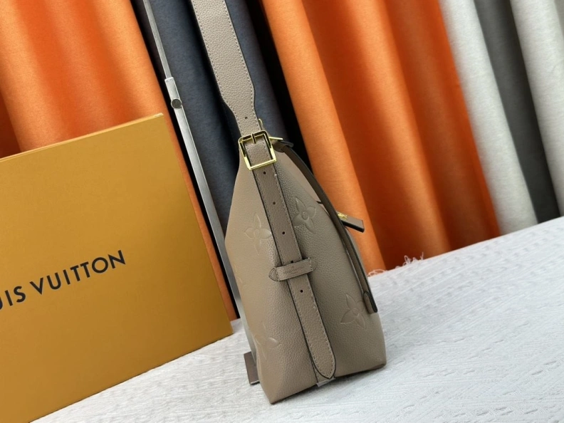 LX Top Handle Bags Stylish 24185