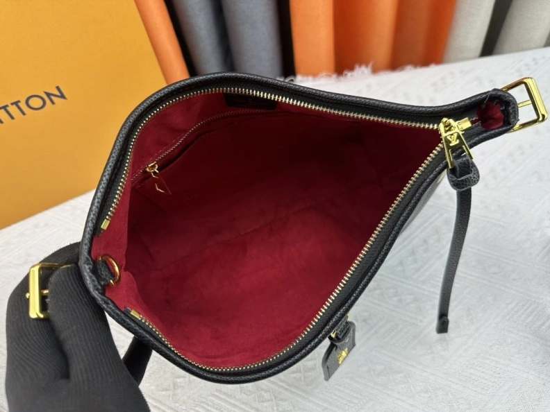 LX Top Handle Bags Soft 24198