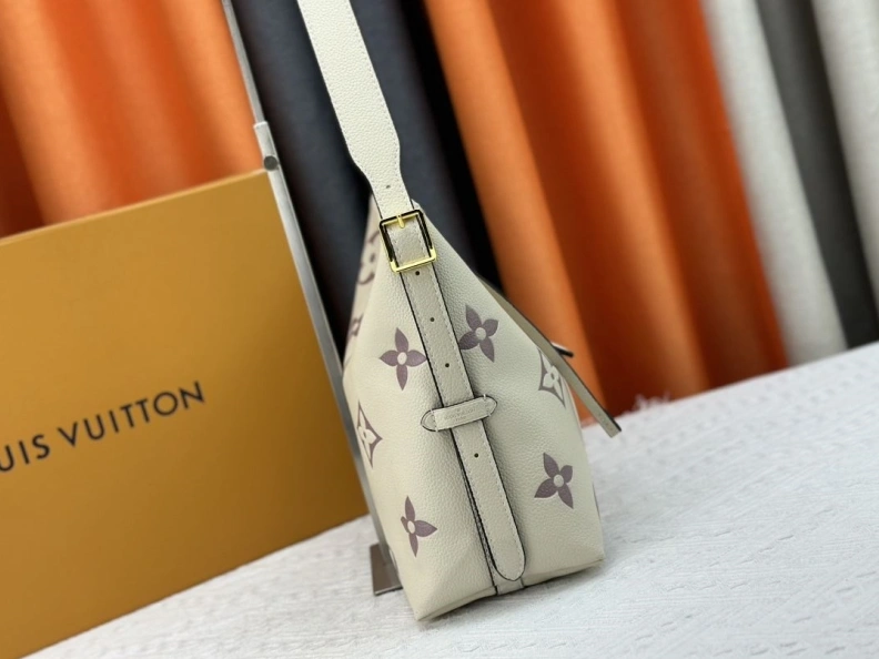 LX Top Handle Bags Functional 24193