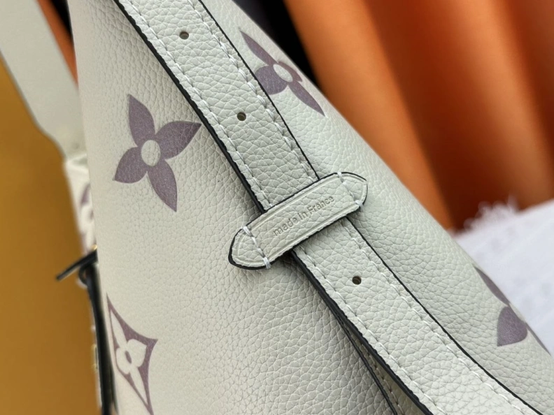 LX Top Handle Bags Functional 24193
