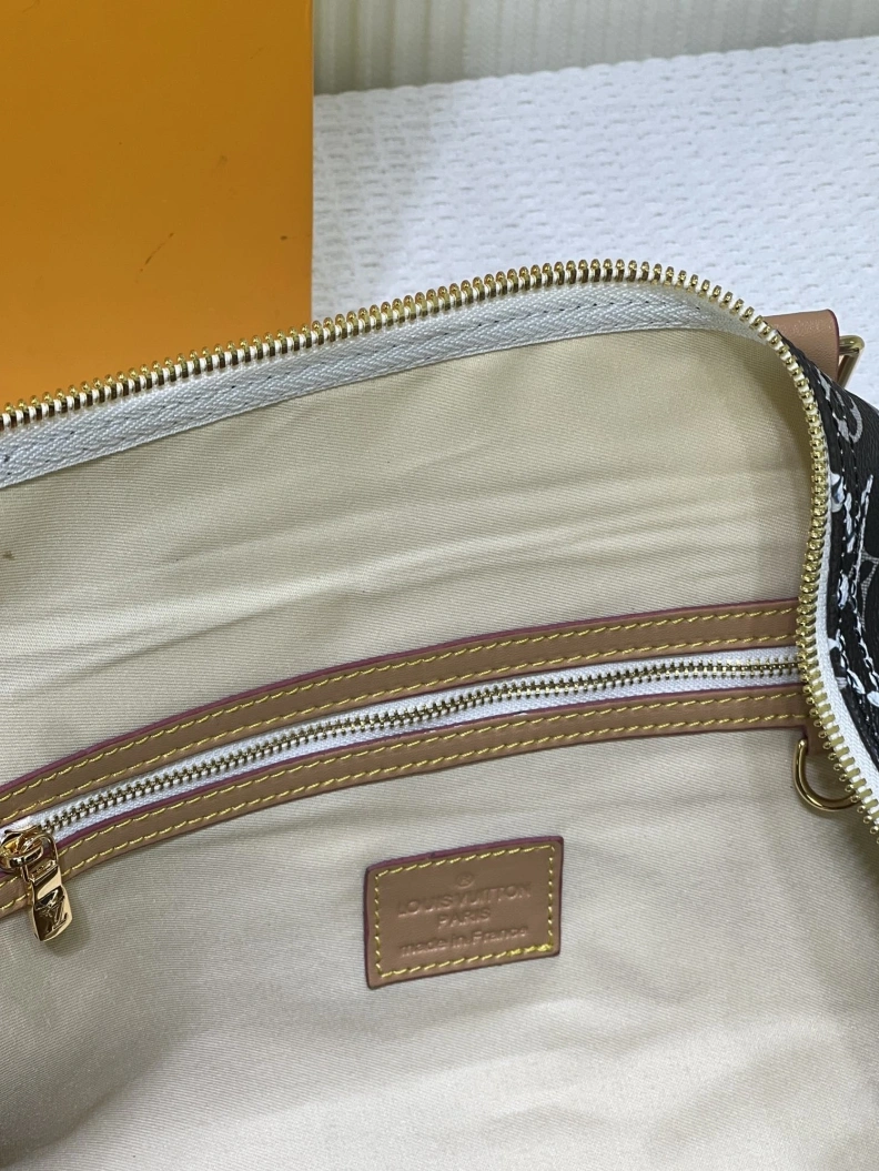 Flexible LX Travel Bags 24130