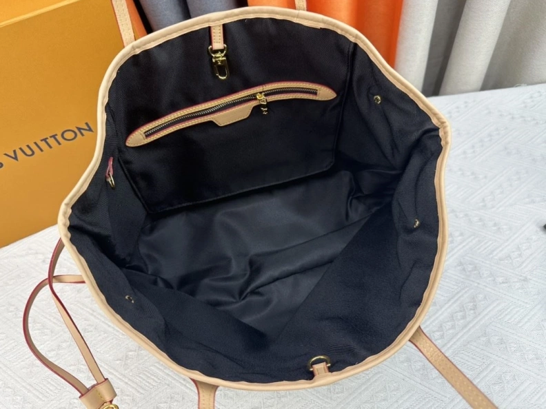 Comfortable LX Shopping Bags 24387