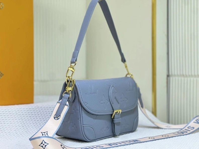GoAnywhere LX Satchel bags 24521