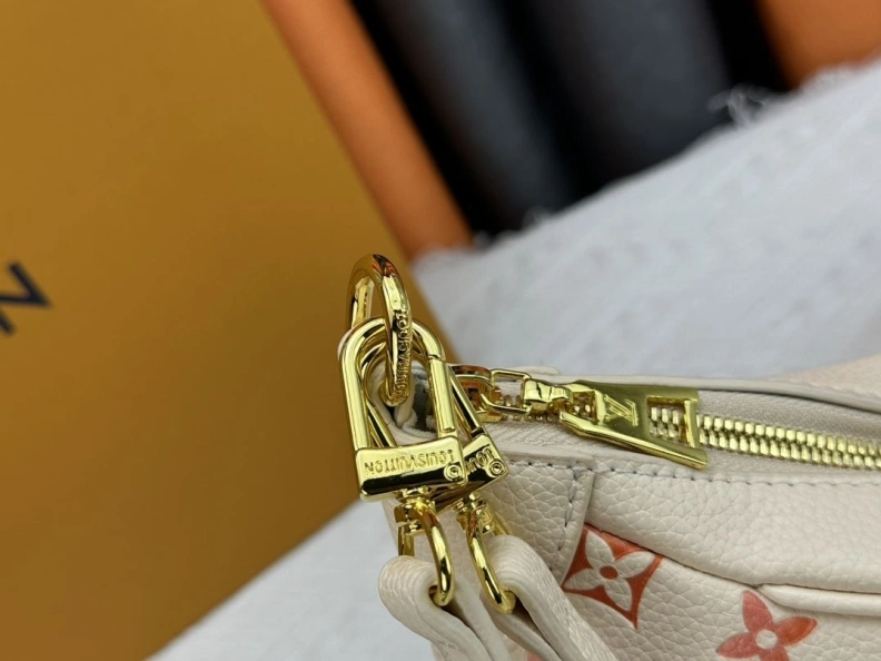 Versatile LX Satchel bags 24509
