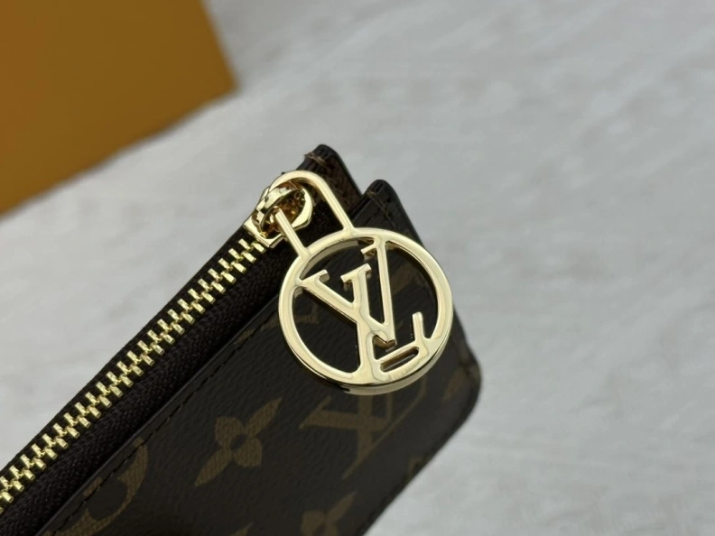 Efficient LX Wallets 23946