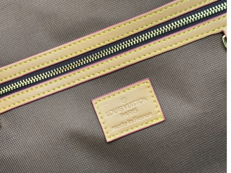 Trendsetting LX Travel Bags 24129