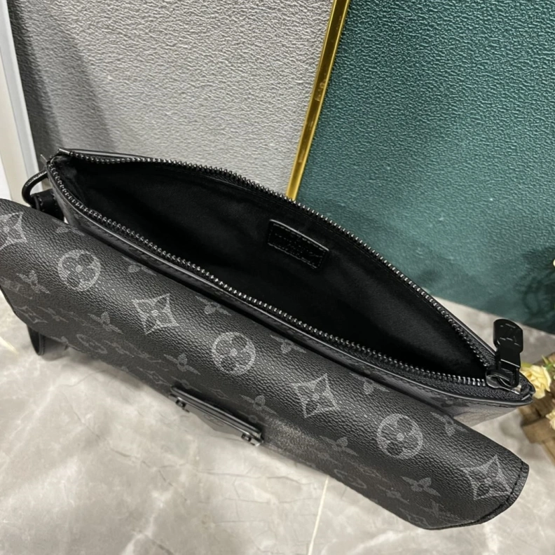 Durable LX Clutch Bags 24602