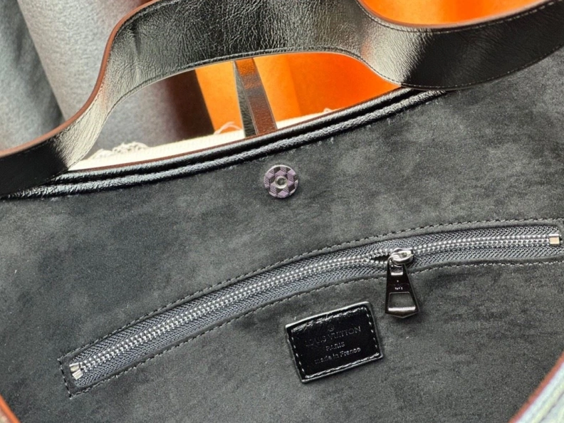 Comfortable LX Top Handle Bags 24164