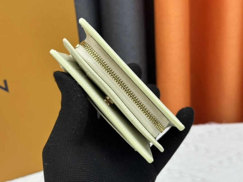 Comfortable LX Wallets 23924
