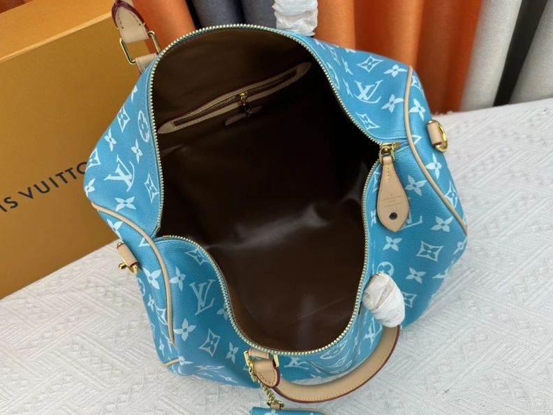 Breathable LX Travel Bags 24124