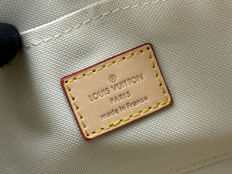 LX Satchel bags Bold 24493