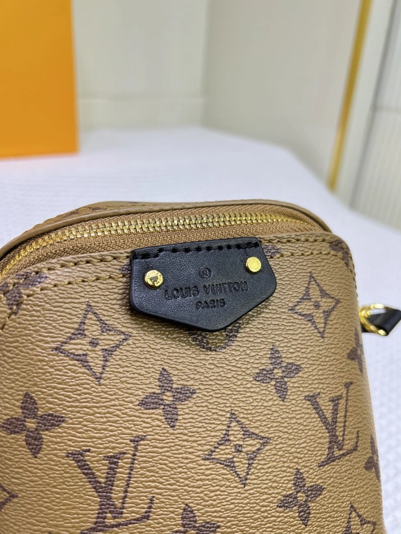 LX Cosmetic Bags DailyWear 24598