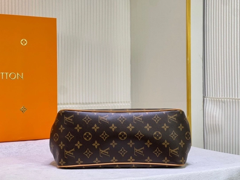 Versatile LX Top Handle Bags 24161