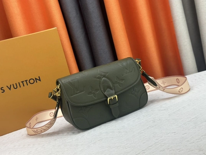 Refined LX Satchel bags 24483