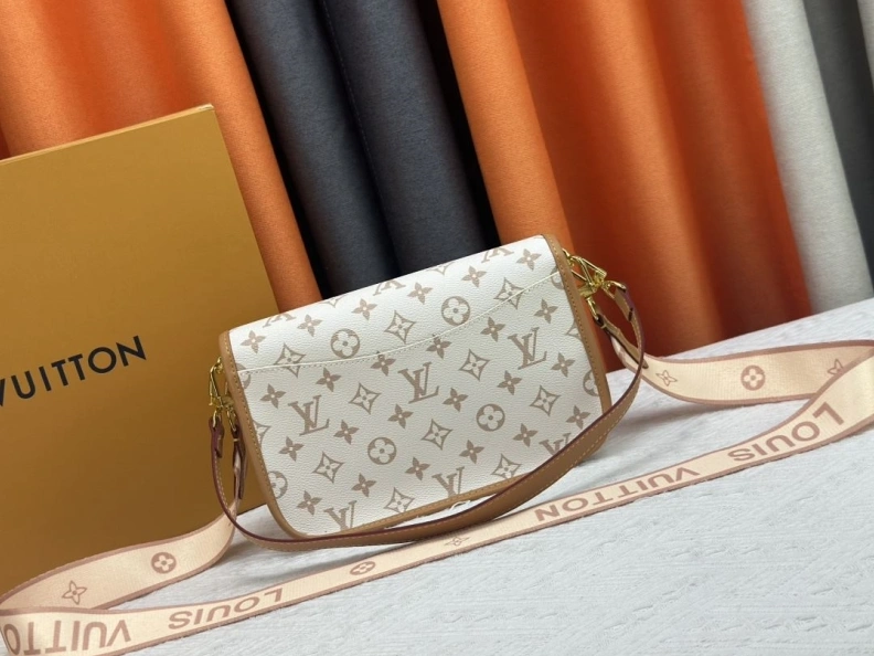 LX Satchel bags Elegant 24481