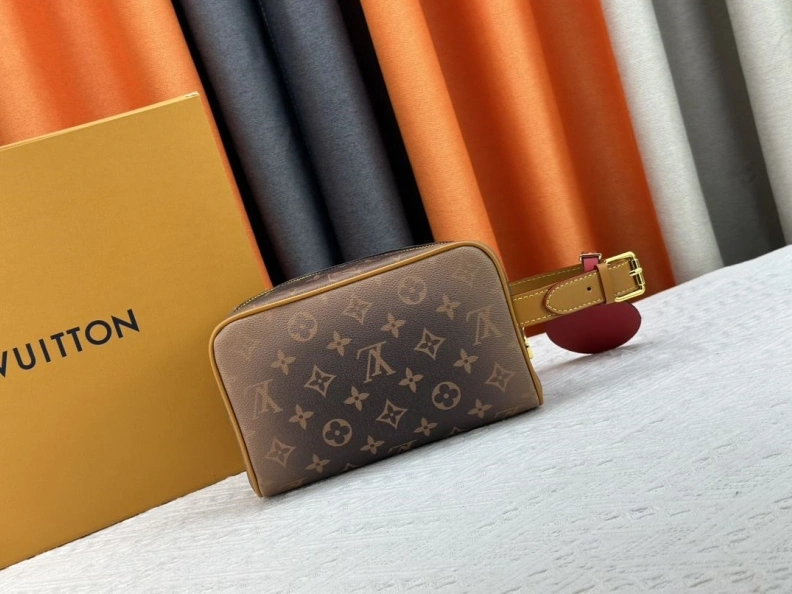 Trendsetting LX Cosmetic Bags 24585