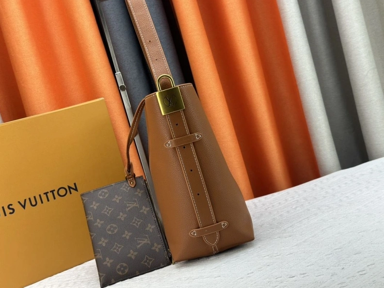 Sophisticated LX Shopping Bags 24348