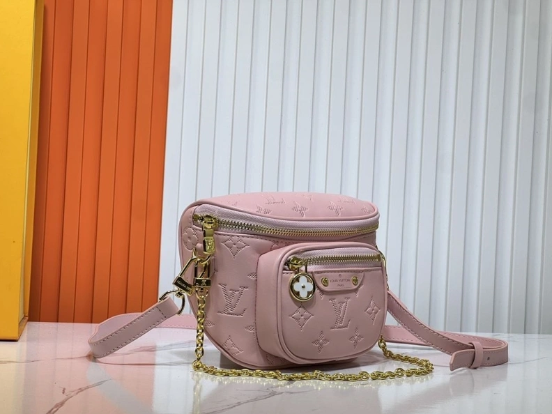 Versatile LX Cosmetic Bags 24594