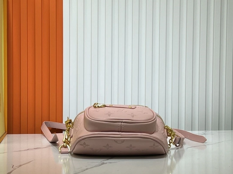 Versatile LX Cosmetic Bags 24594