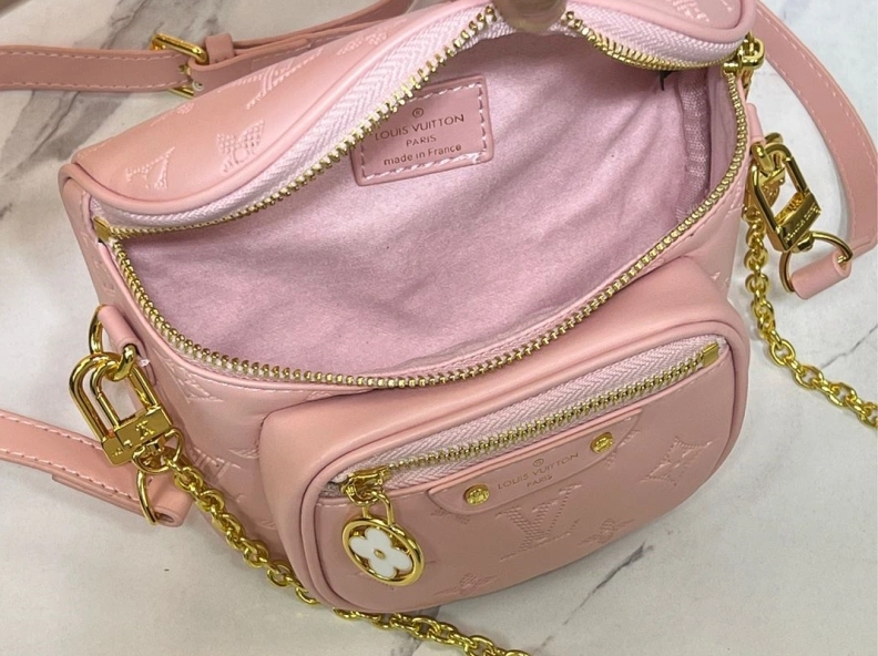 Versatile LX Cosmetic Bags 24594