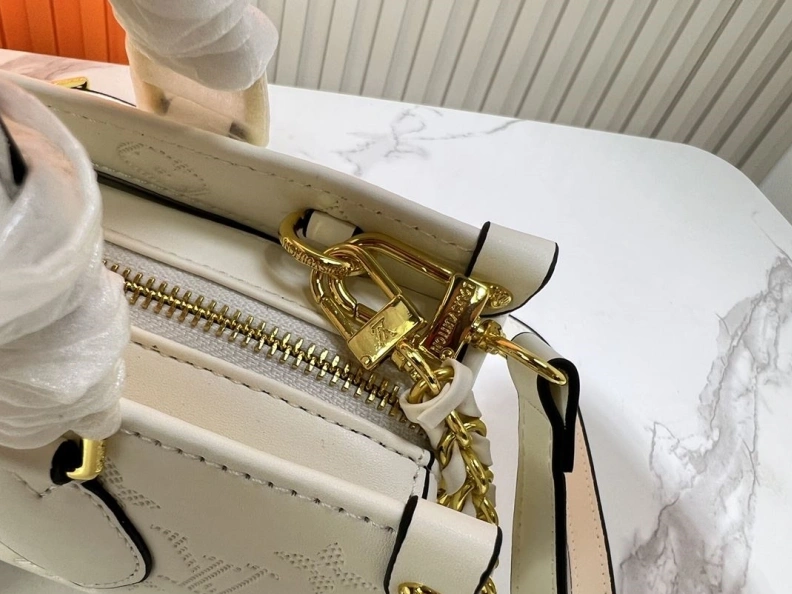 LX Top Handle Bags Minimalist 24175
