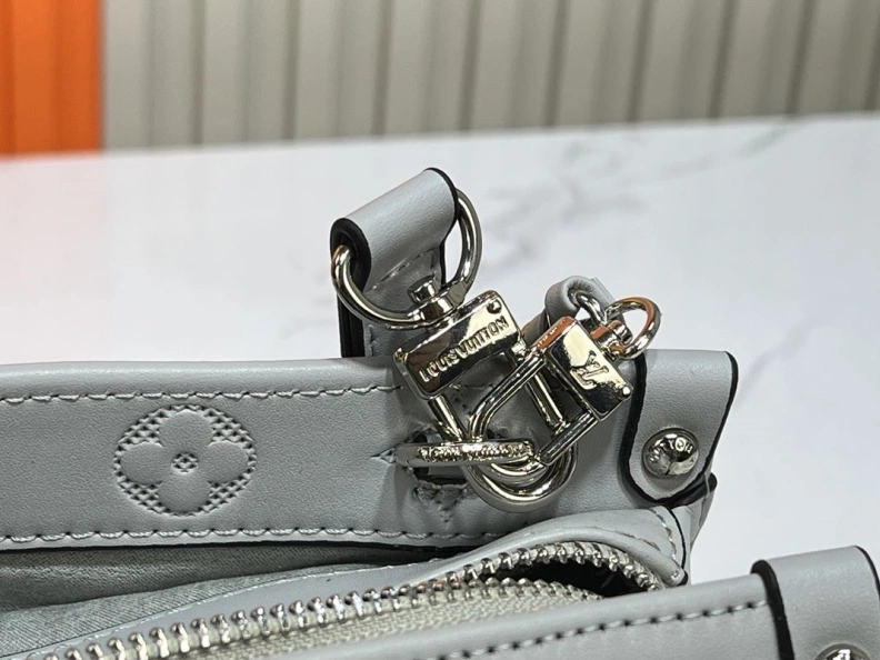 Stylish LX Top Handle Bags 24170