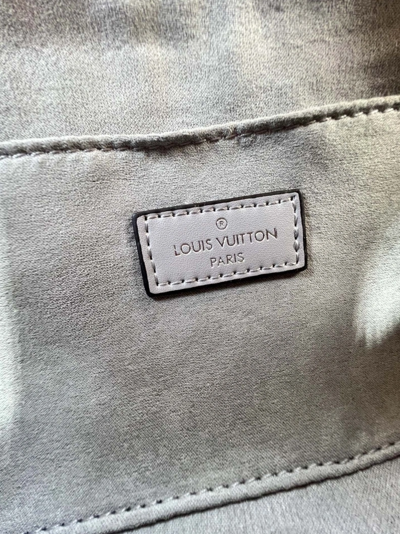 Stylish LX Top Handle Bags 24170