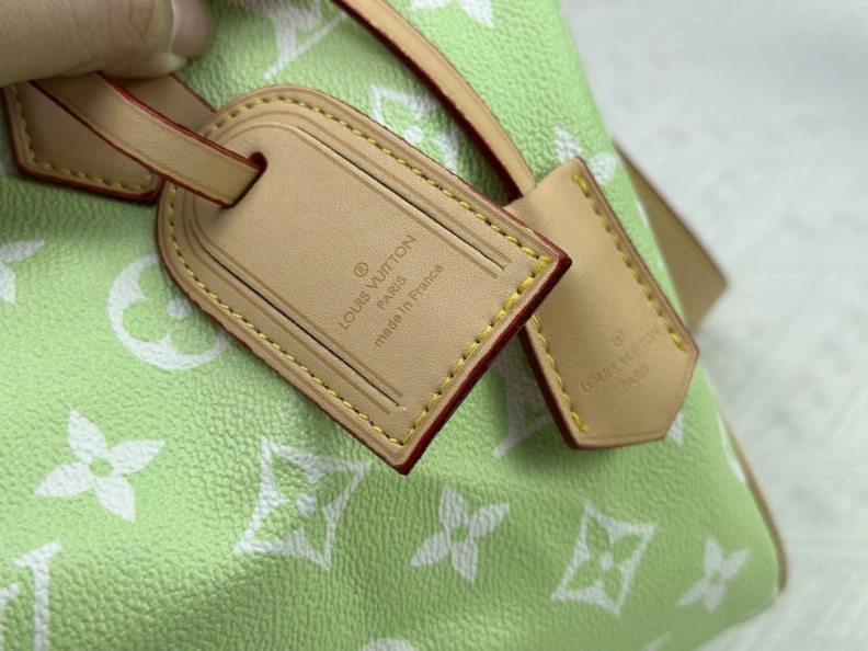 Versatile LX Speedy Bags 24241