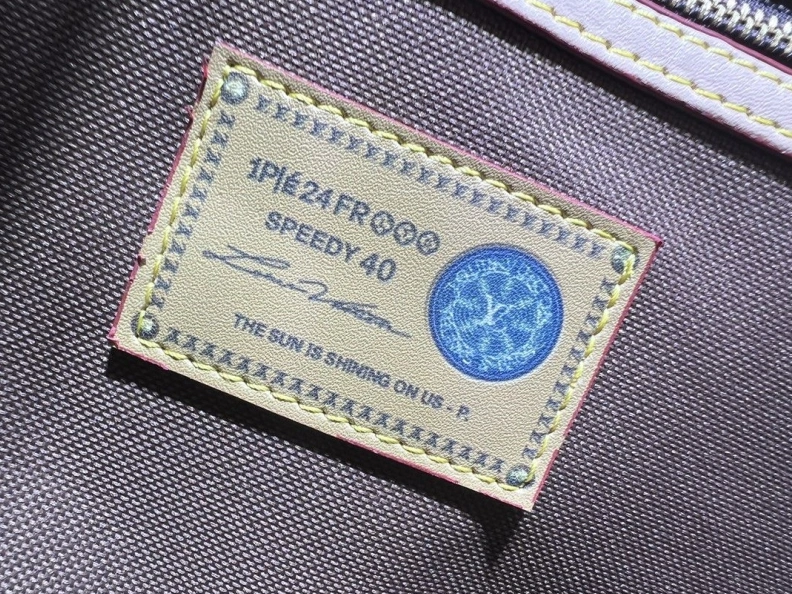 Efficient LX Travel Bags 24101