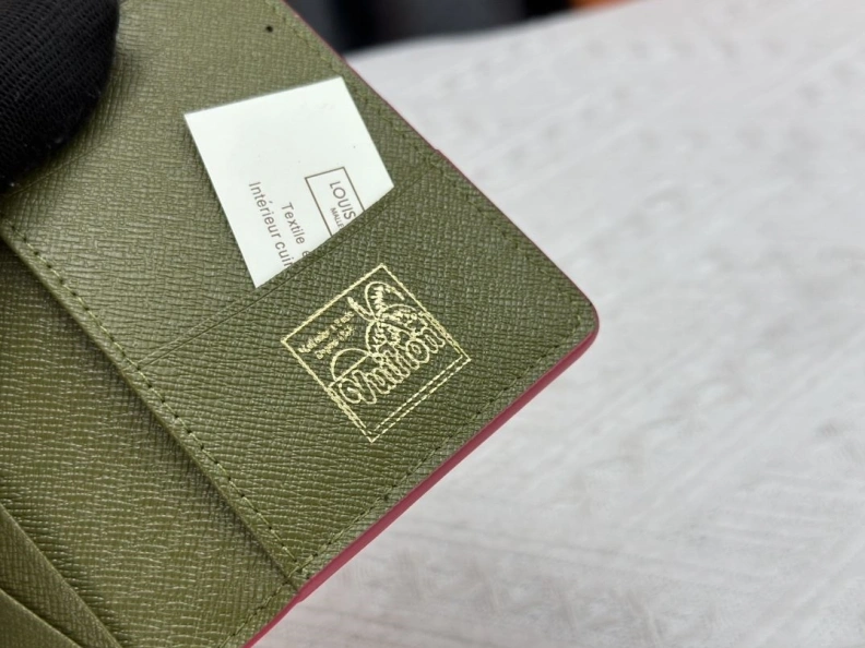 Comfortable LX Wallets 23928