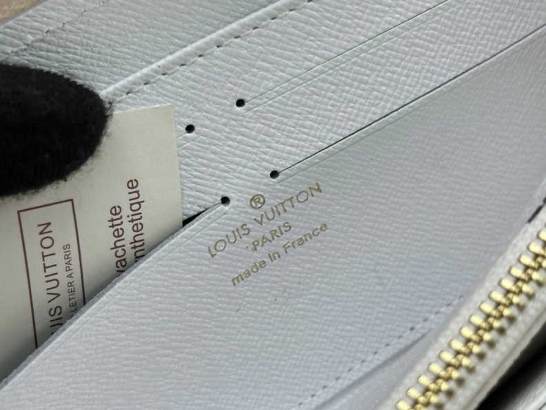 Unique LX Wallets 23909