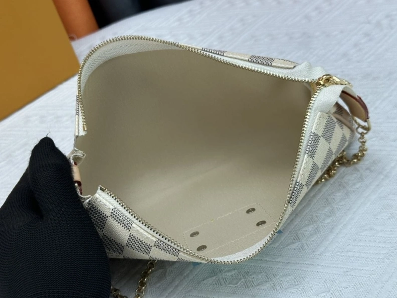 LX Satchel bags Refined 24458