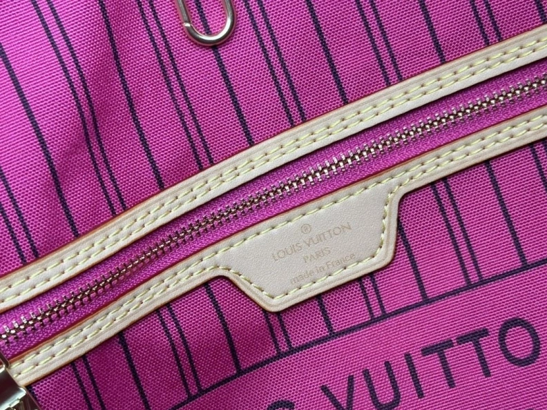 Vibrant LX Shopping Bags 24346
