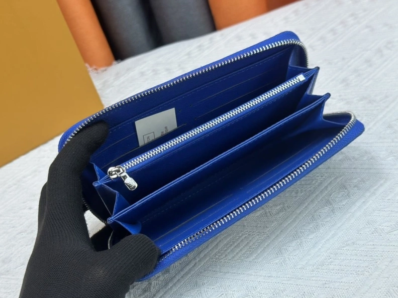 LX Wallets Practical 23894