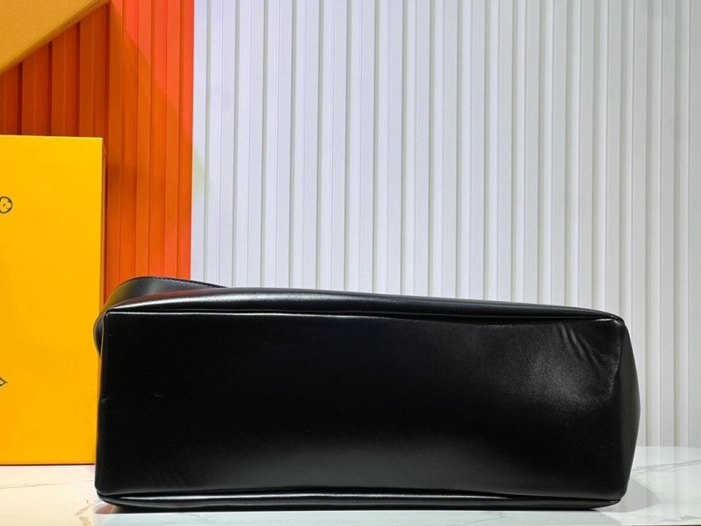 Minimalist LX Shopping Bags 24335