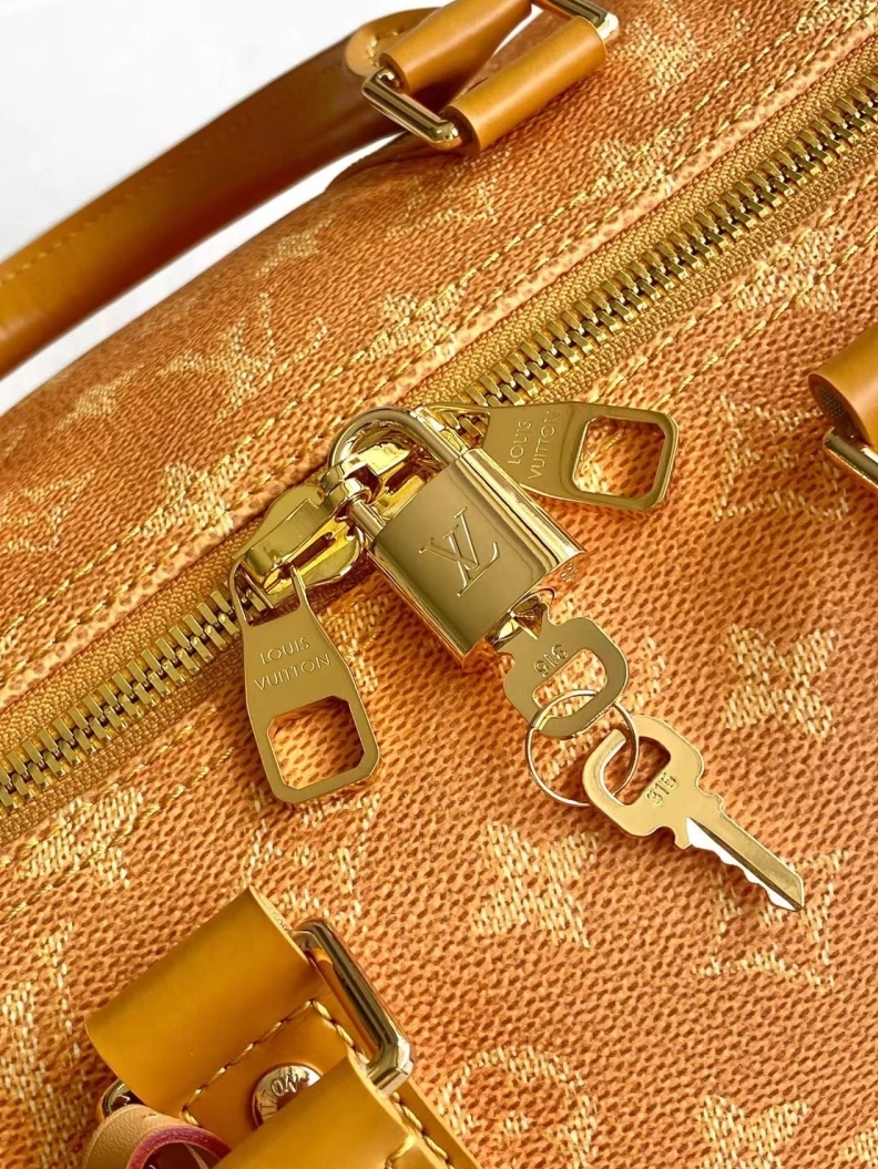 Sophisticated LX Travel Bags 24083