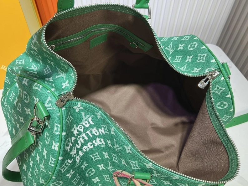 LX Travel Bags Sleek 24100