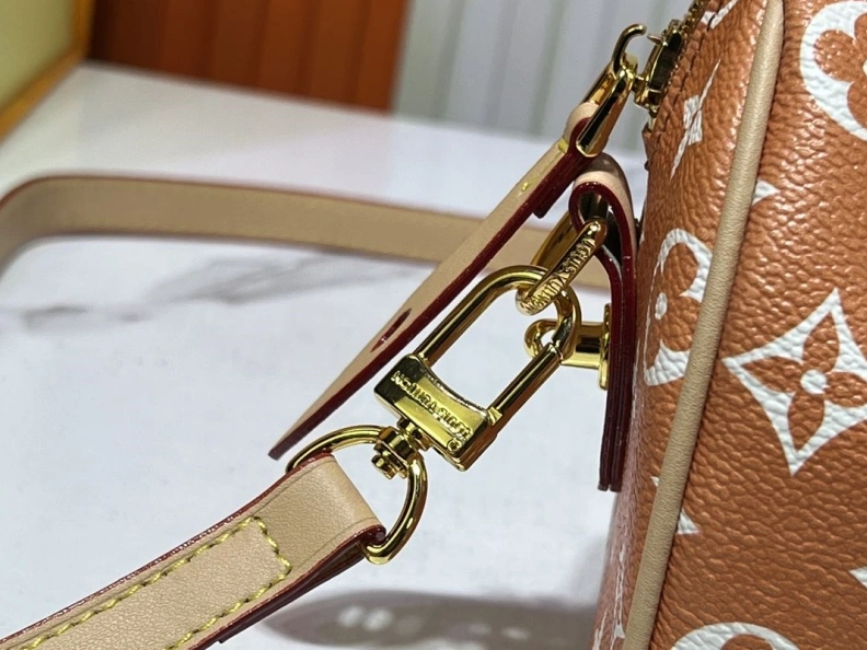 Unique LX Speedy Bags 24238