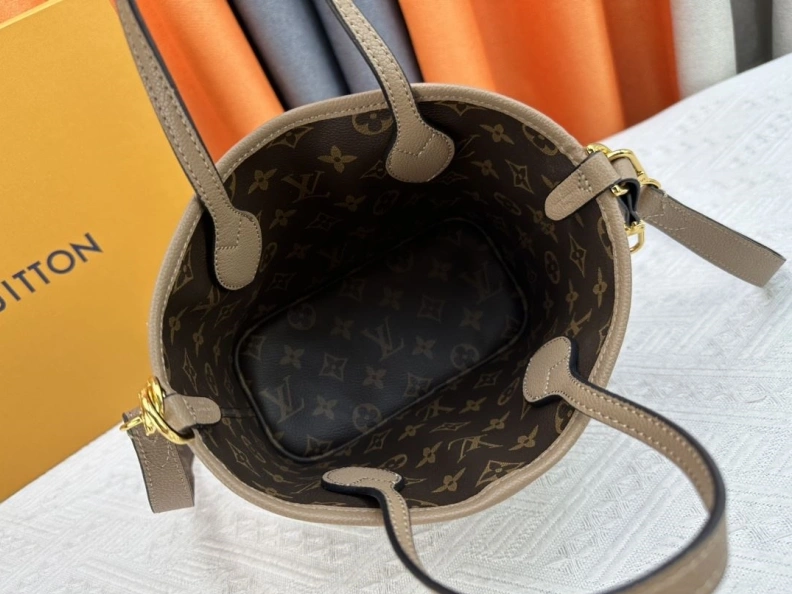 Stylish LX Shopping Bags 24314