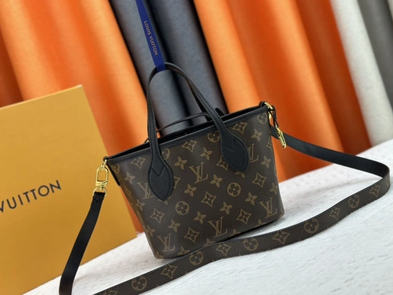 WellDesigned LX Shopping Bags 24302