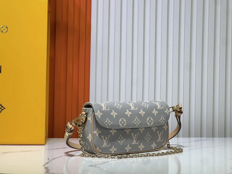 LX Satchel bags Resilient 24451