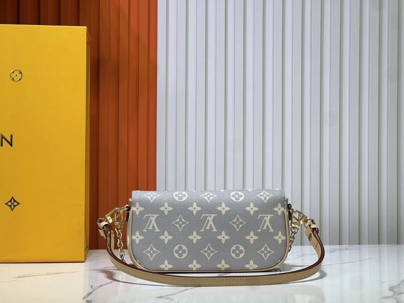 LX Satchel bags Resilient 24451