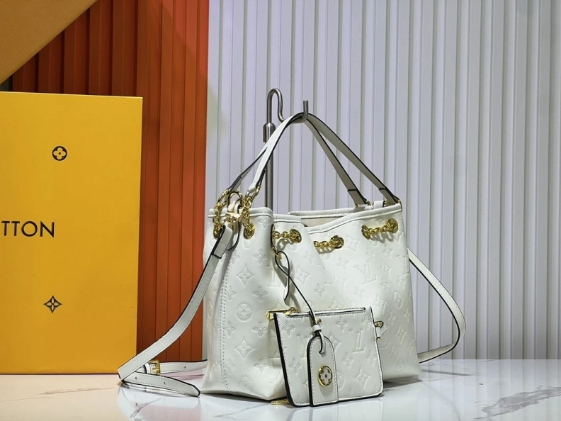 WellDesigned LX Top Handle Bags 24171